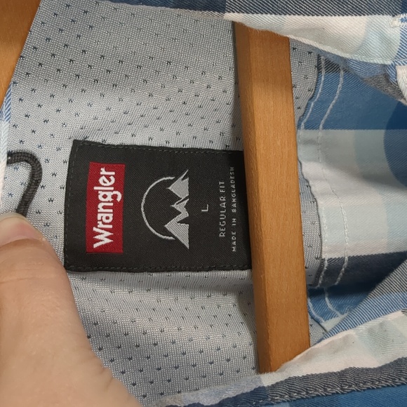 Wrangler Men's Short Sleeve Button Down Shirt Blue White Plaid Has Venting Large - Picture 4 of 11